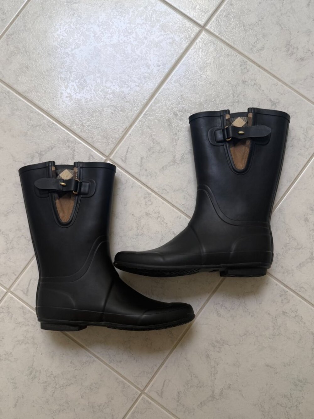 Burberry Black Rubber Rain Boots with Buckle & Check Lining — Size 39 (US 8.5)